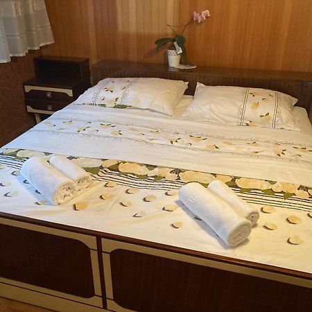 7 Flower Street Apartment Sempeter pri Gorici エクステリア 写真